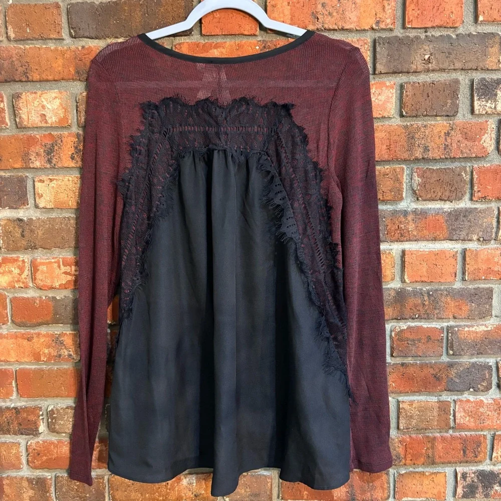 Society Girl womens lightweight sweater with and lace trim burgundy/black L - Picture 5 of 5